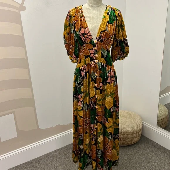 NWT farm rio velvet midi - Picture 1 of 5